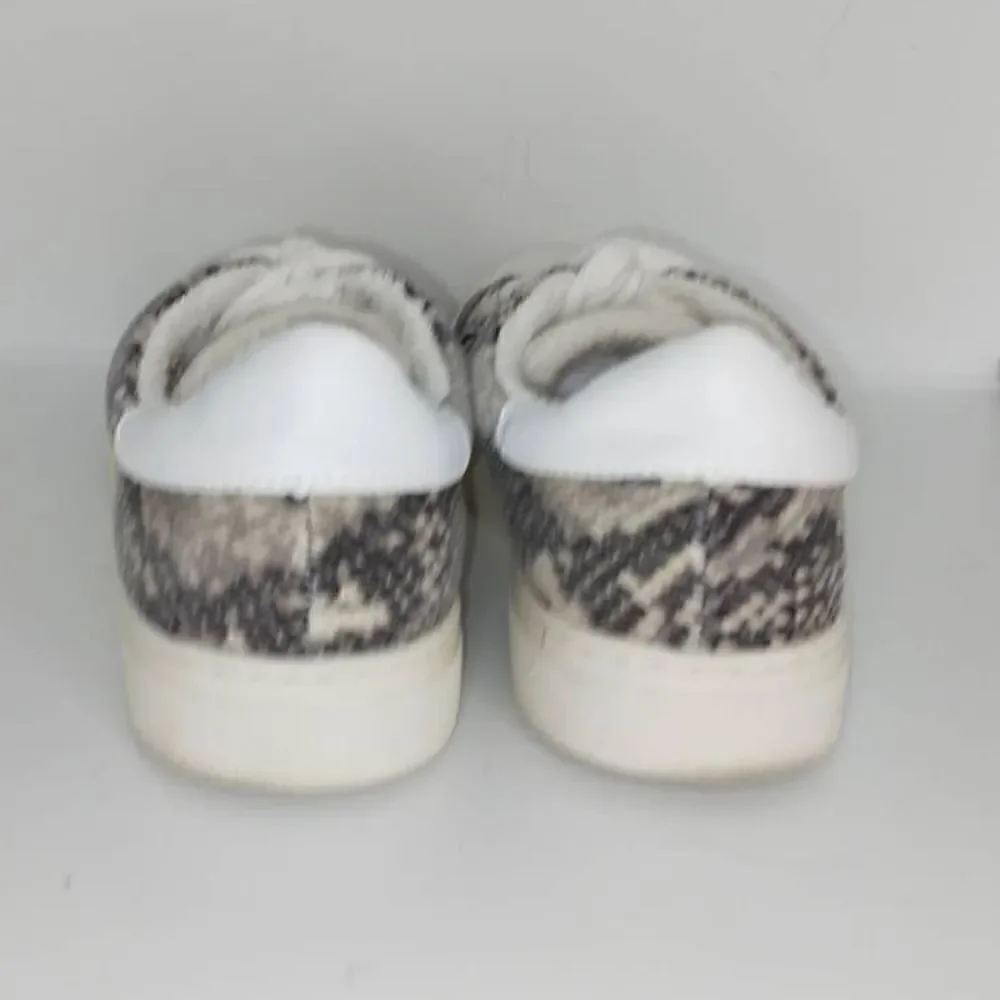 Steven by Steve Madden Womens Pre-owned Snake Skin Low Cut Sneakers - sz. 6M